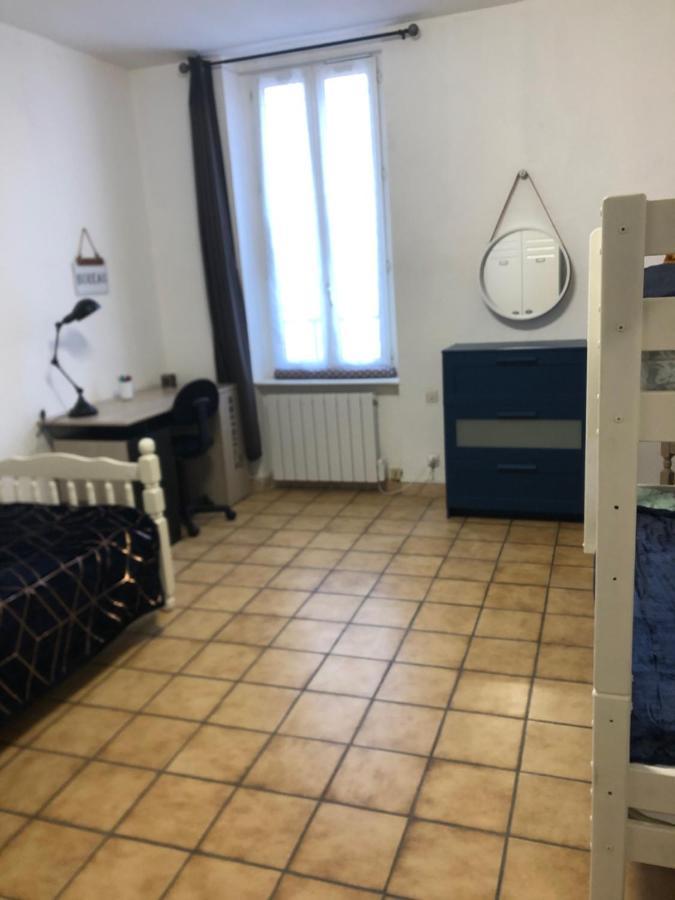 Hoche Daire Coursan Dış mekan fotoğraf